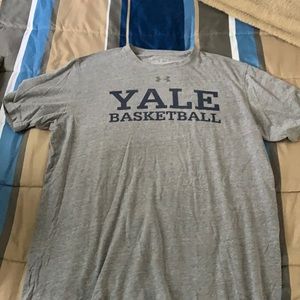 YALE Men’s Basketball Shirt